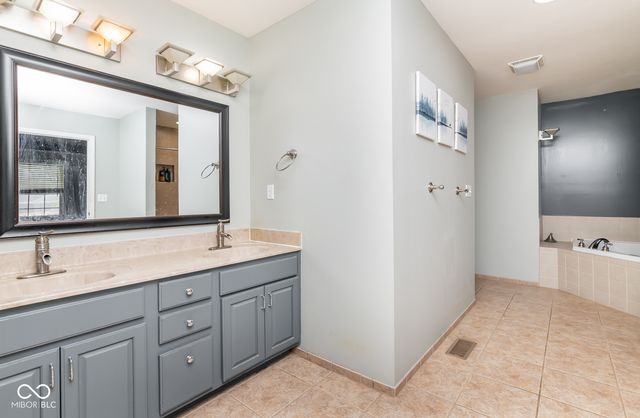 2863 Whitney Way, Seymour, IN 47274