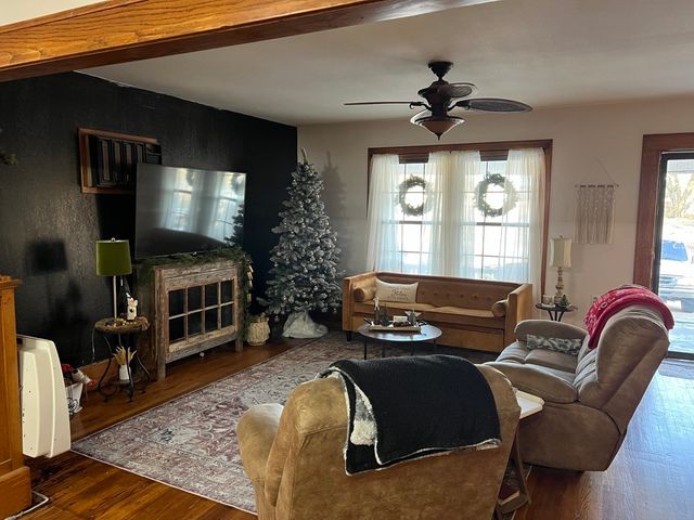 325 N 5th Street, Okemah, OK 74859
