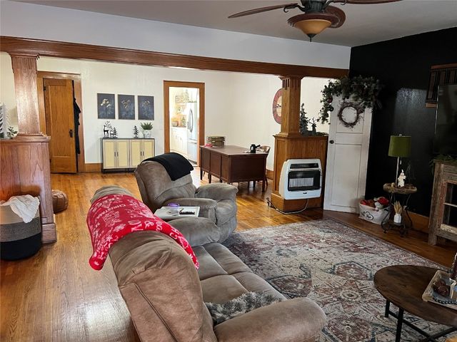 325 N 5th Street, Okemah, OK 74859