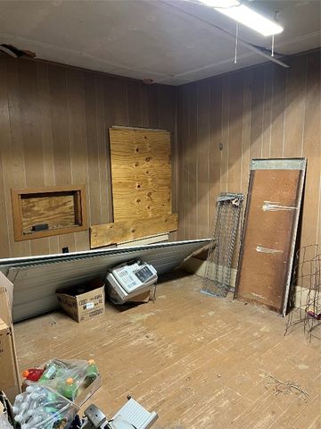 325 N 5th Street, Okemah, OK 74859