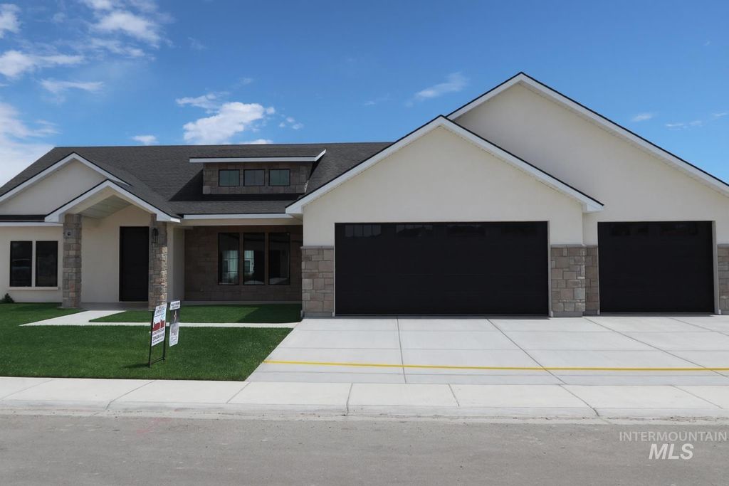 1628 Tule Dr., Twin Falls, ID 83301