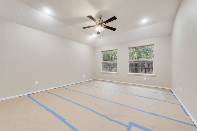 617 Madeline Court, Azle, TX 76020