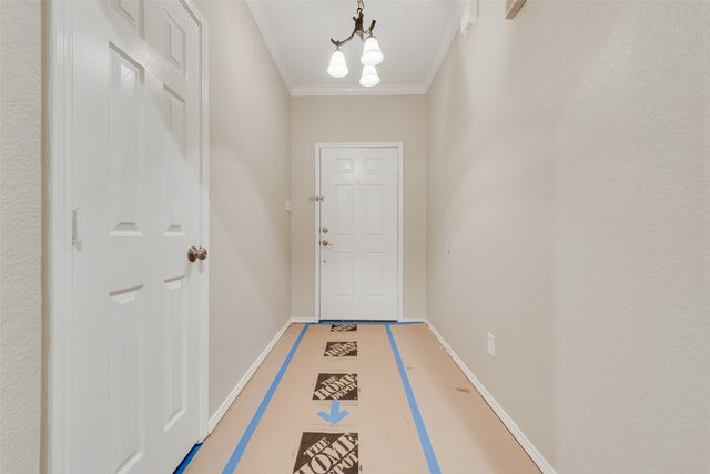 617 Madeline Court, Azle, TX 76020