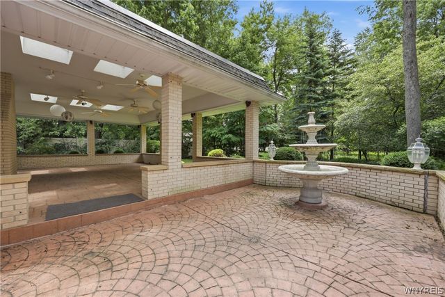 164 Crestwood Lane, Amherst, NY 14221