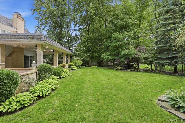 164 Crestwood Lane, Amherst, NY 14221