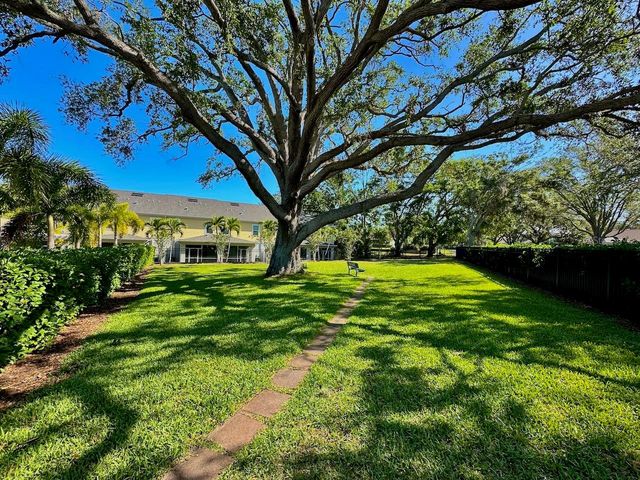 1224 SUNSET LANE, Dunedin, FL 34698