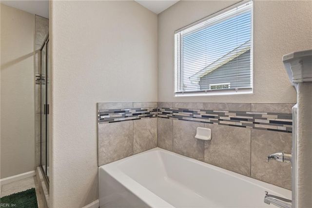 7109 University DR, Norfolk, VA 23513