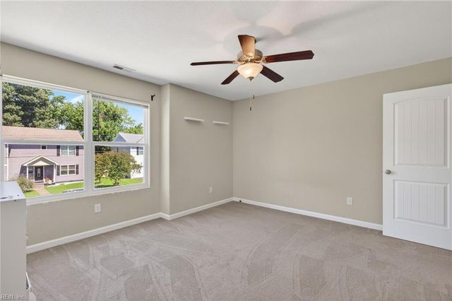 7109 University DR, Norfolk, VA 23513