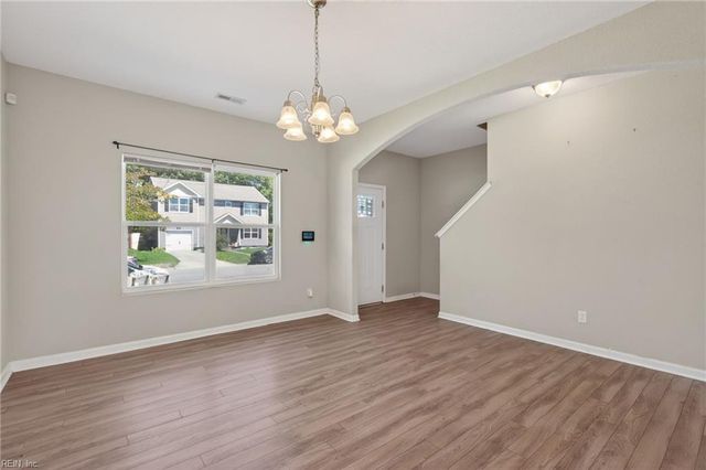 7109 University DR, Norfolk, VA 23513