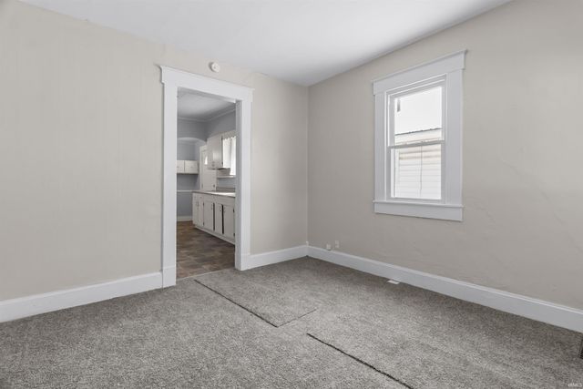 209 S Whites Avenue, Marion, IN 46952