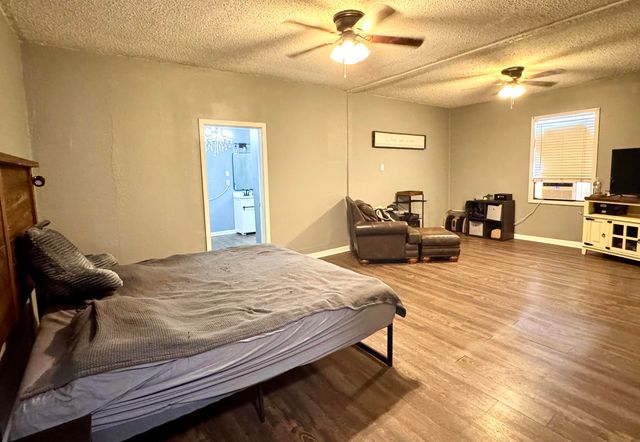 588 Pacific St, Berwick, LA 70342