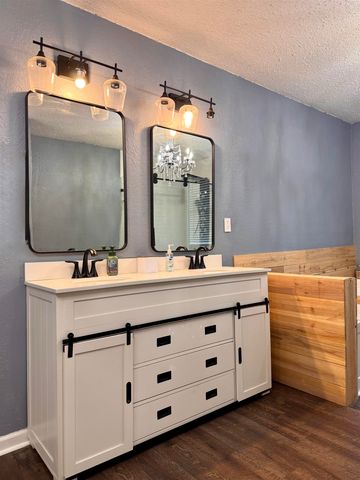 588 Pacific St, Berwick, LA 70342