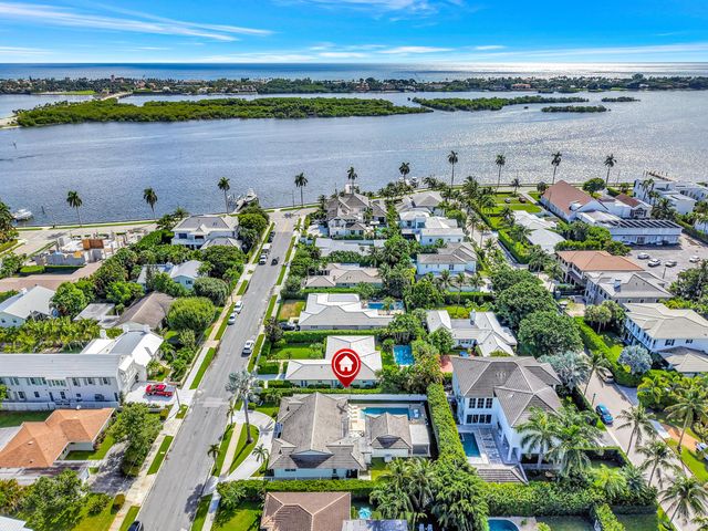 136 WORTH Court S, West Palm Beach, FL 33405