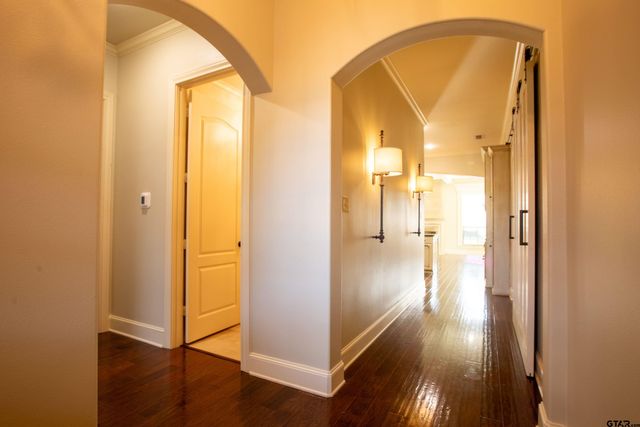 2238 Thornwood Dr., Tyler, TX 75703