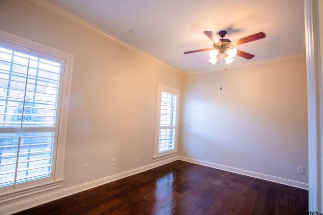 2238 Thornwood Dr., Tyler, TX 75703