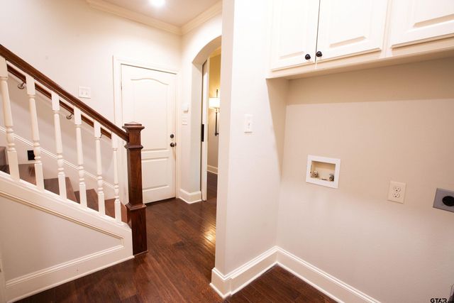 2238 Thornwood Dr., Tyler, TX 75703