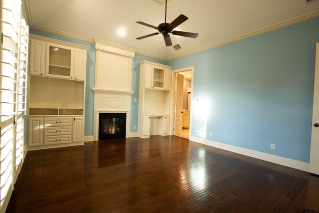 2238 Thornwood Dr., Tyler, TX 75703