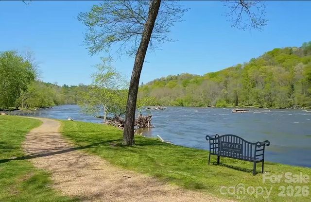 13 Tulip Poplar Trail, Asheville, NC 28804