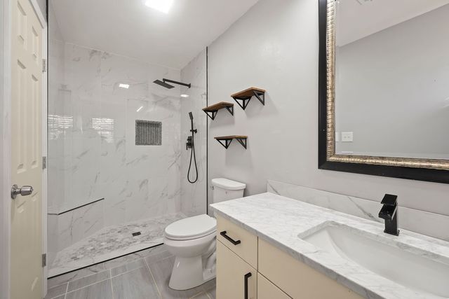 2648 N Wakefield Place, Fayetteville, AR 72703