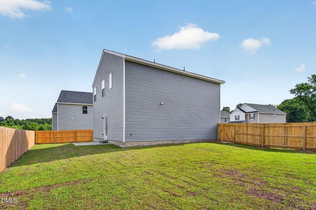 25 Stout Landing, Dunn, NC 28334