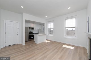 9 E HOLLY AVE #APT 4, Haddon Township, NJ 08107