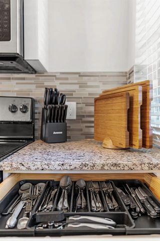 1075 NE 12 AVE 1075, Homestead, FL 33030