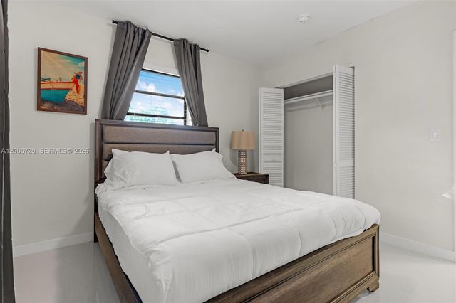 1075 NE 12 AVE 1075, Homestead, FL 33030