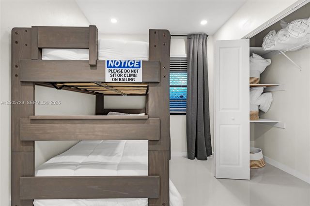 1075 NE 12 AVE 1075, Homestead, FL 33030