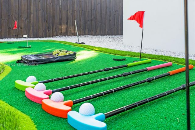 1075 NE 12 AVE 1075, Homestead, FL 33030