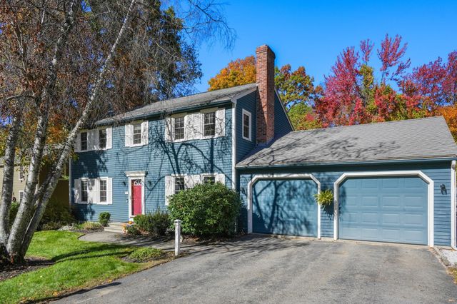 169 Pilgrim Dr, Holden, MA 01520