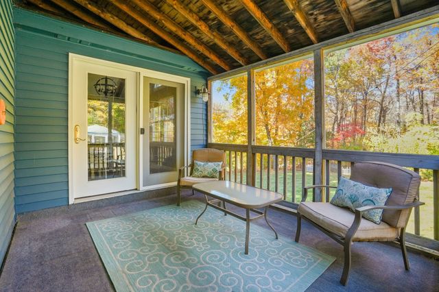 169 Pilgrim Dr, Holden, MA 01520