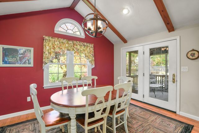 169 Pilgrim Dr, Holden, MA 01520