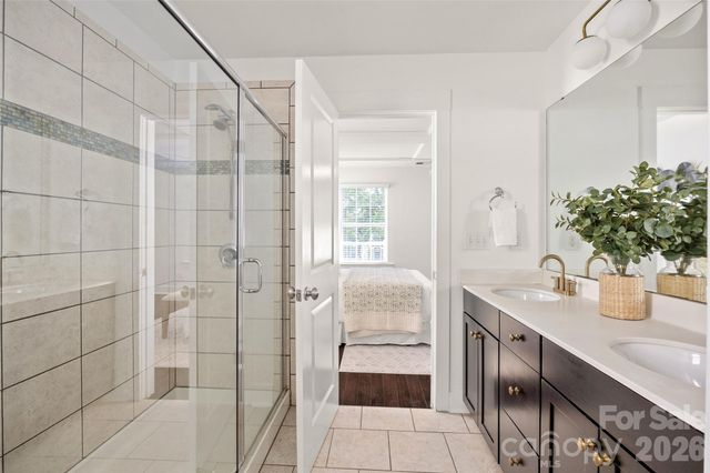 2411 Double Oaks Road, Charlotte, NC 28206