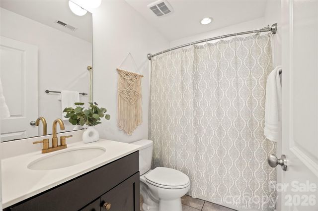 2411 Double Oaks Road, Charlotte, NC 28206