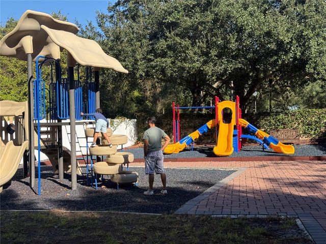 2954 LUCAYAN HARBOUR CIRCLE 107, Kissimmee, FL 34746