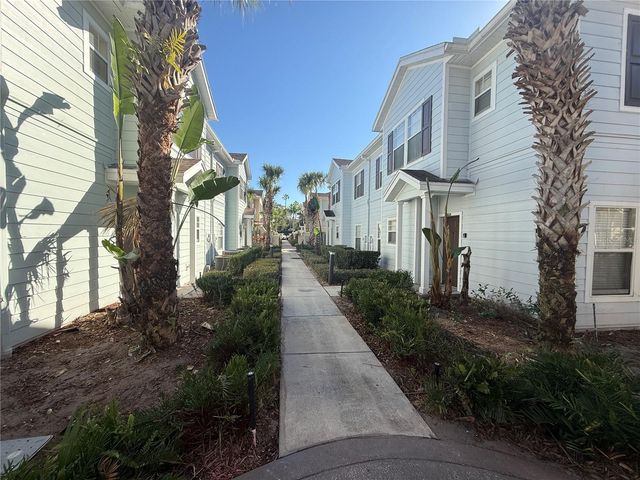 2954 LUCAYAN HARBOUR CIRCLE 107, Kissimmee, FL 34746