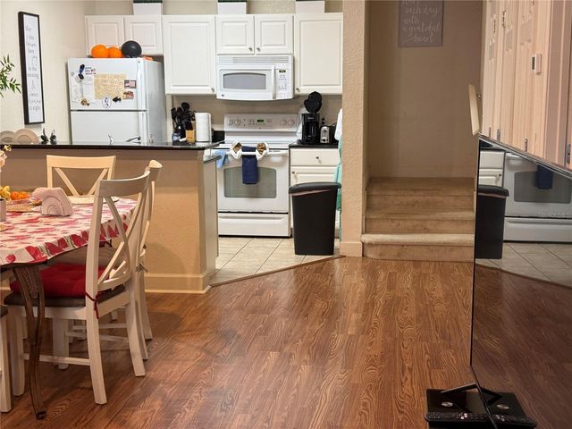 2954 LUCAYAN HARBOUR CIRCLE 107, Kissimmee, FL 34746