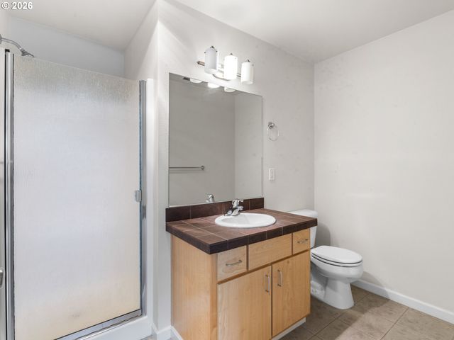 116 W 24TH St, Vancouver, WA 98660