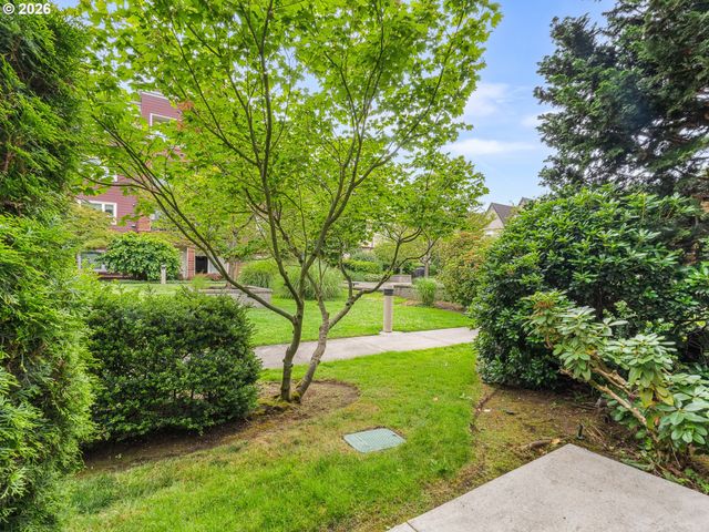 116 W 24TH St, Vancouver, WA 98660