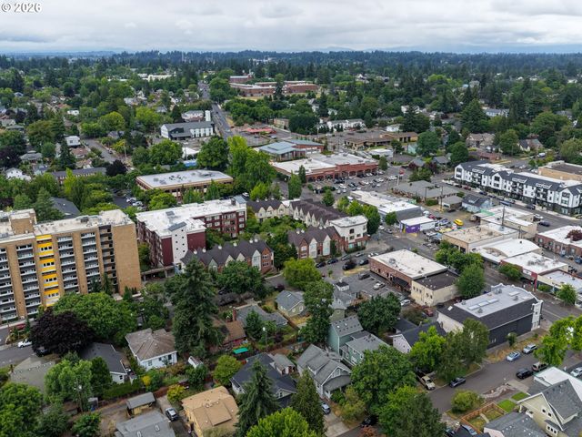 116 W 24TH St, Vancouver, WA 98660