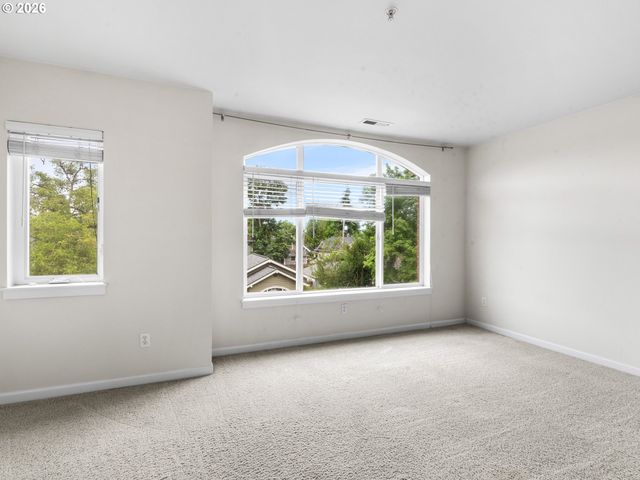 116 W 24TH St, Vancouver, WA 98660