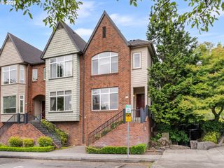 116 W 24TH St, Vancouver, WA 98660