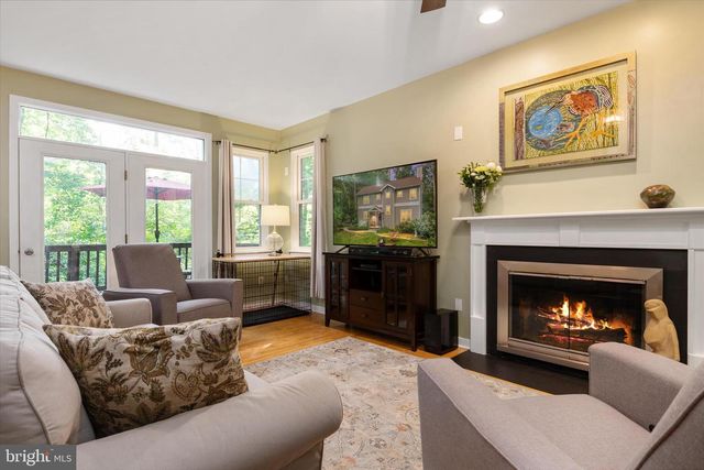 90 PARK AVE, Edgewater, MD 21037