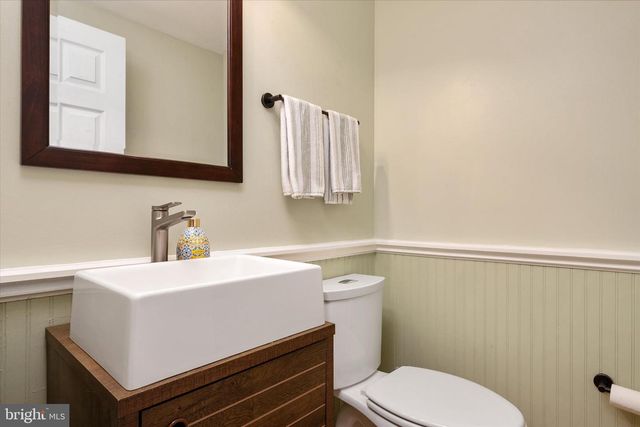 90 PARK AVE, Edgewater, MD 21037