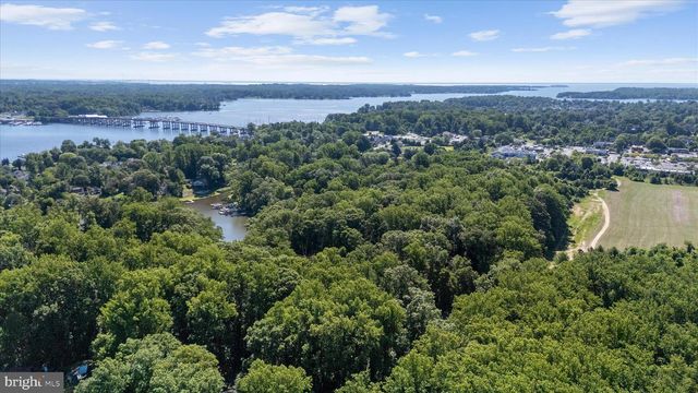 90 PARK AVE, Edgewater, MD 21037