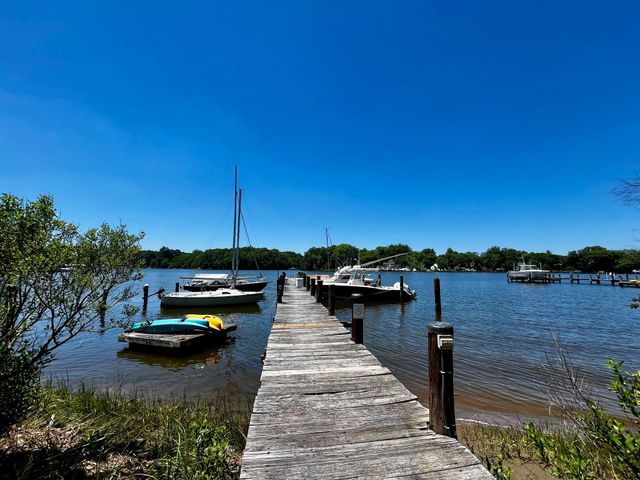 90 PARK AVE, Edgewater, MD 21037