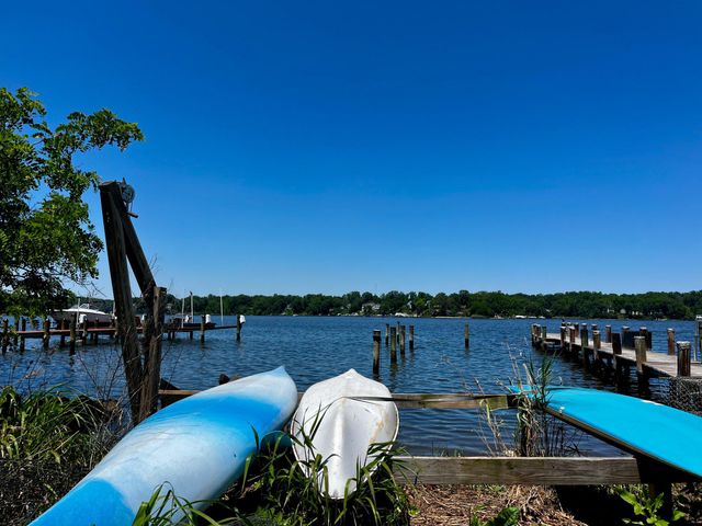 90 PARK AVE, Edgewater, MD 21037