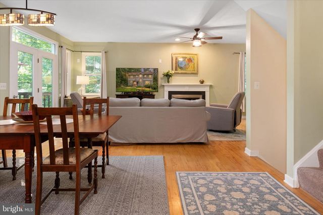 90 PARK AVE, Edgewater, MD 21037