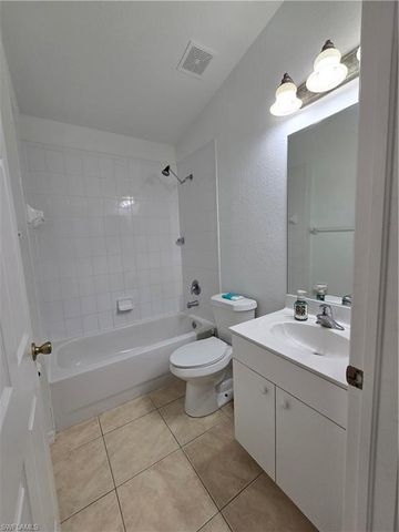 481 10th AVE NW, Naples, FL 34120