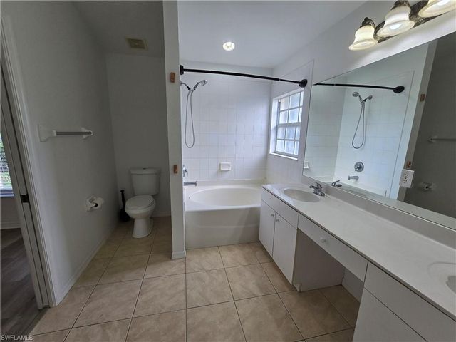 481 10th AVE NW, Naples, FL 34120